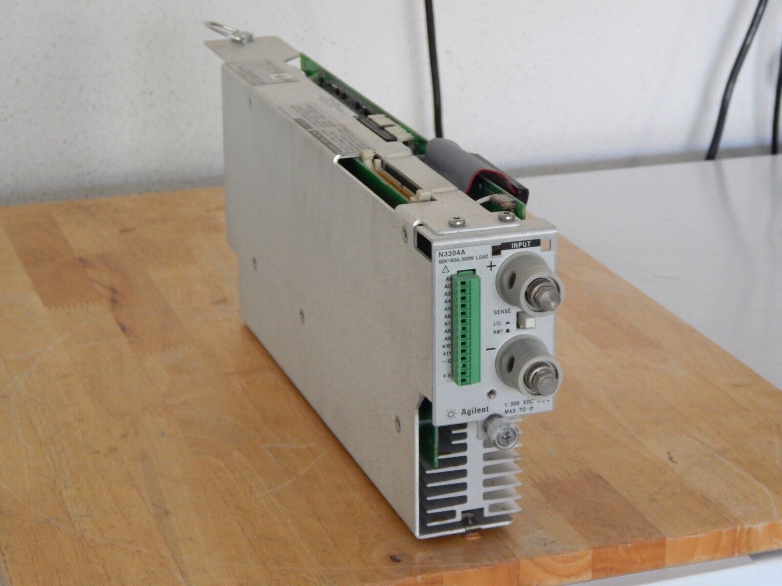Keysight N3304A Electronic Load Module, Opt UJ1, 30 day warranty Keysight N3304A Electronic Load Module, Opt UJ1, 30 day warranty